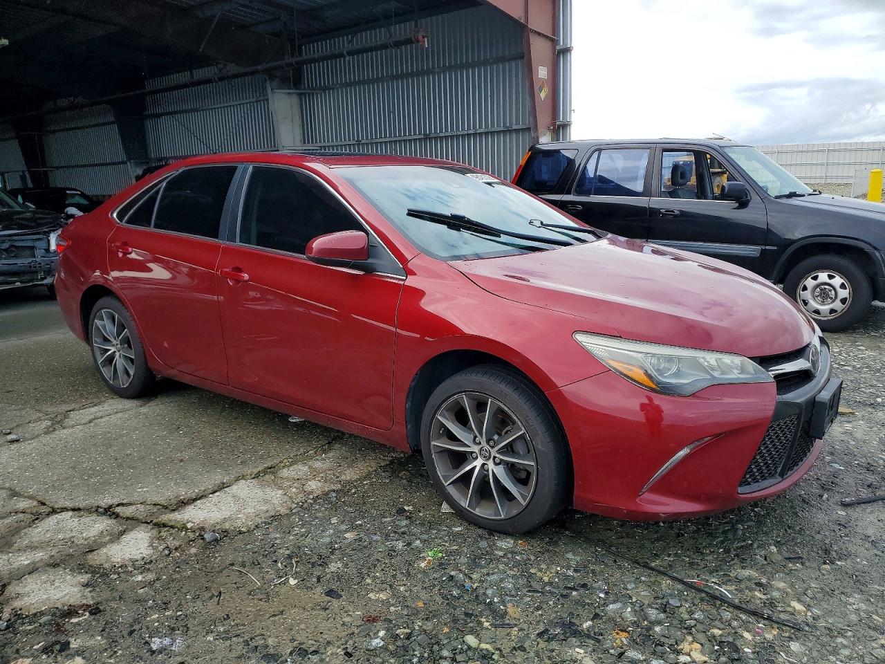 2015 TOYOTA CAMRY XSE photo 7