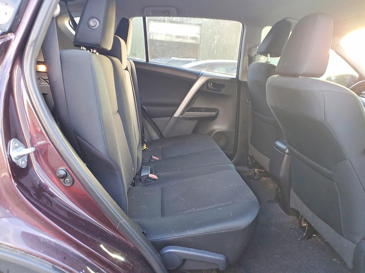 2016 TOYOTA RAV4 LE photo 11