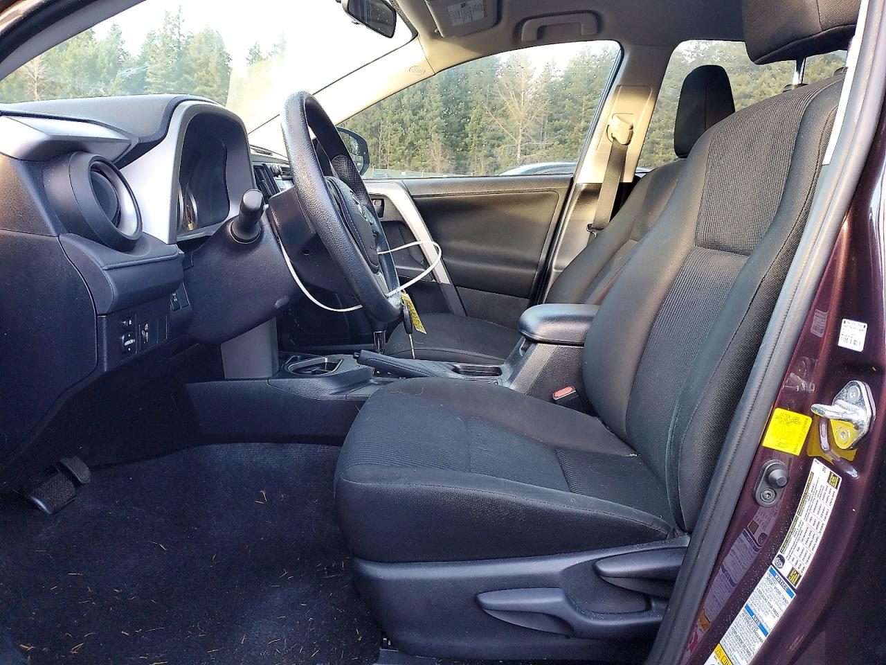 2016 TOYOTA RAV4 LE photo 7