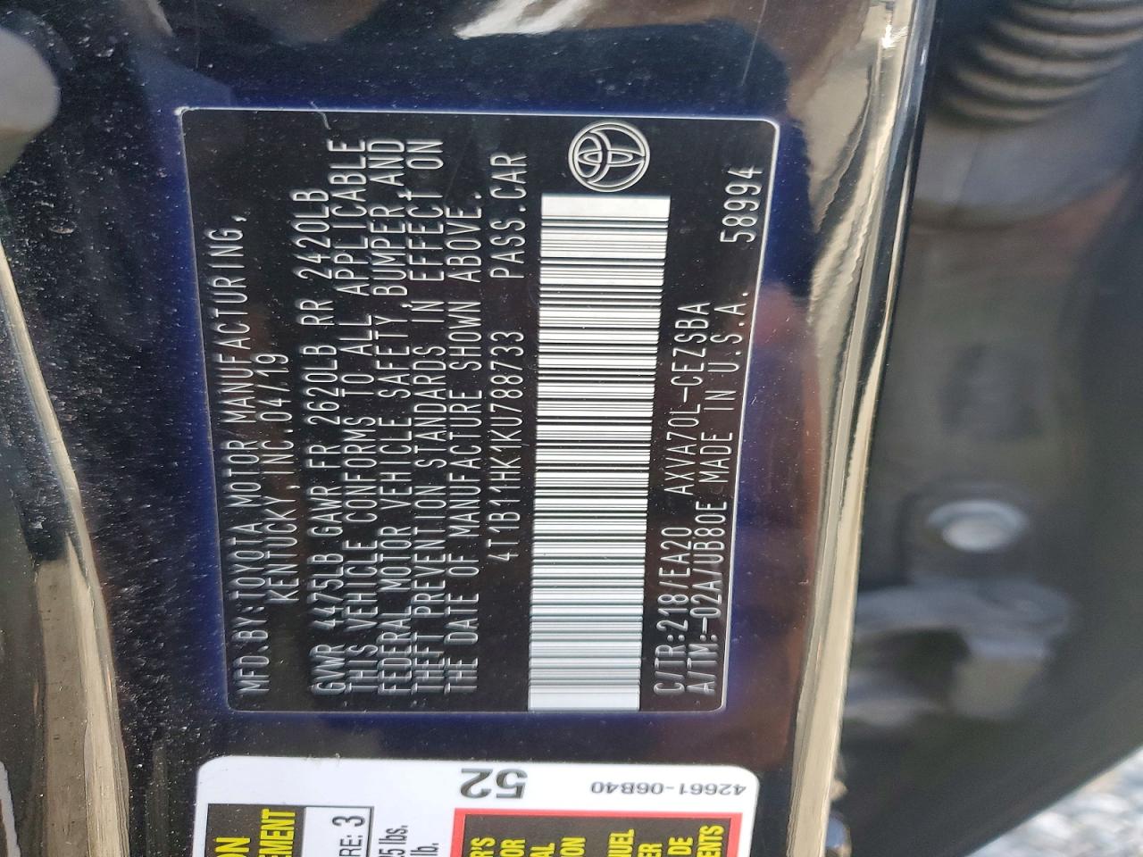 2019 TOYOTA CAMRY L photo 12