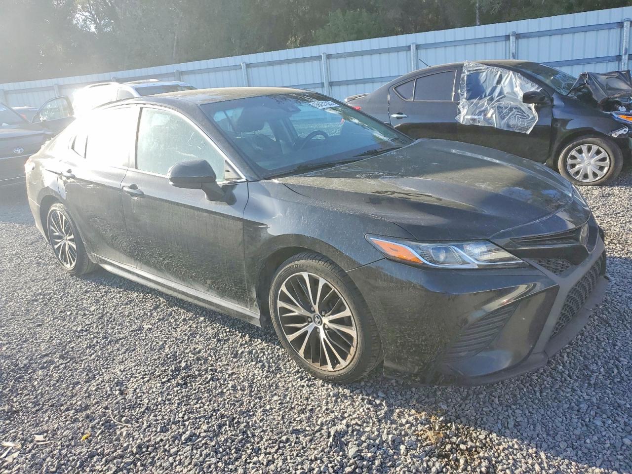 2019 TOYOTA CAMRY L photo 4