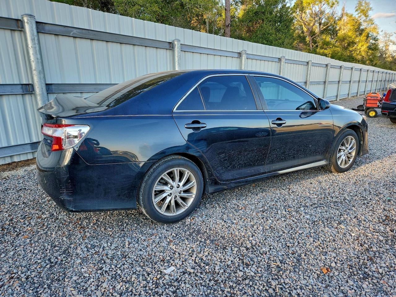 2012 TOYOTA CAMRY BASE photo 3