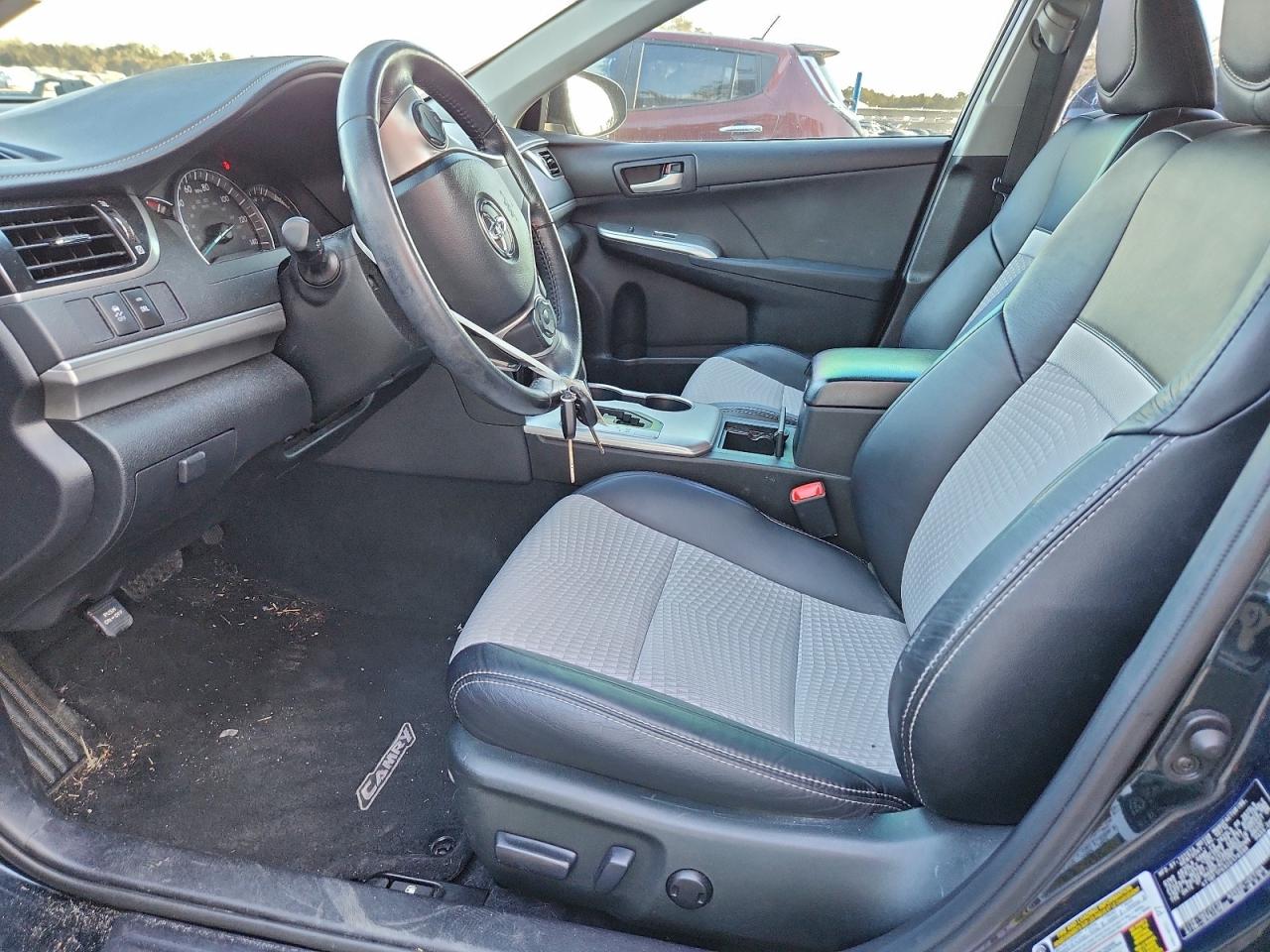 2012 TOYOTA CAMRY BASE photo 7