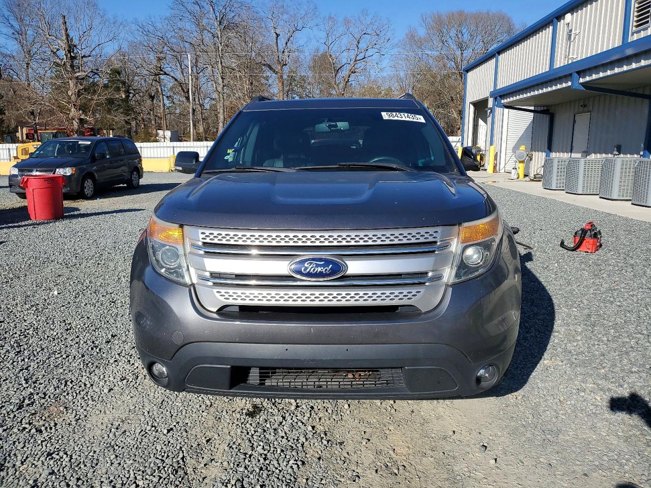 2014 FORD EXPLORER XLT photo 5