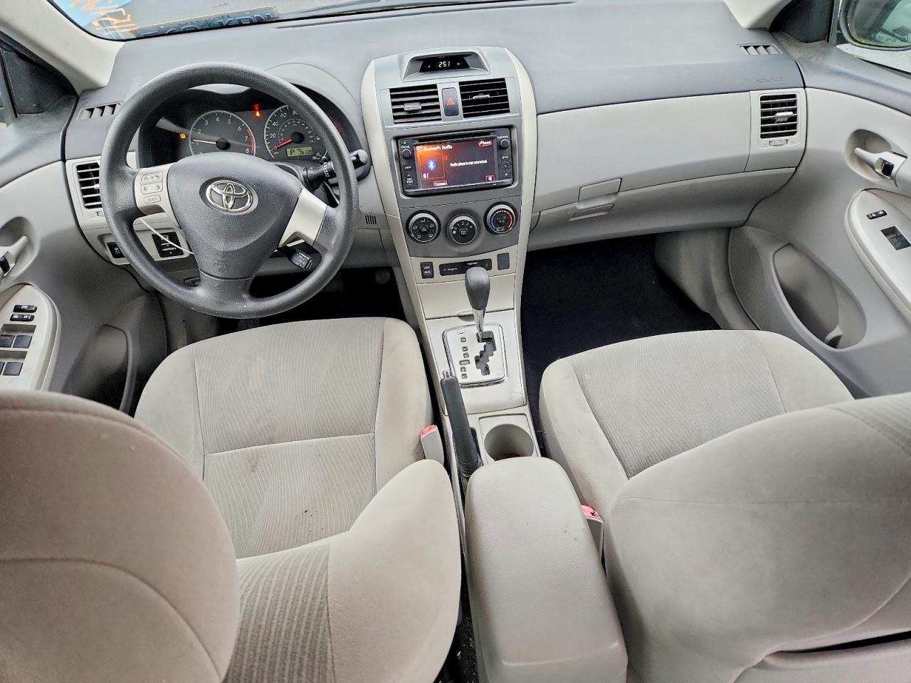 2013 TOYOTA COROLLA BASE photo 8