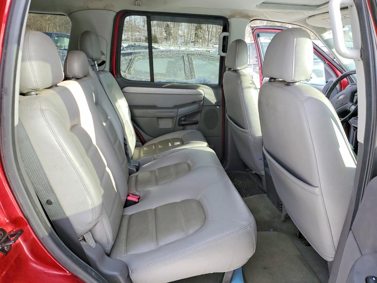 2004 FORD EXPLORER XLT photo 11