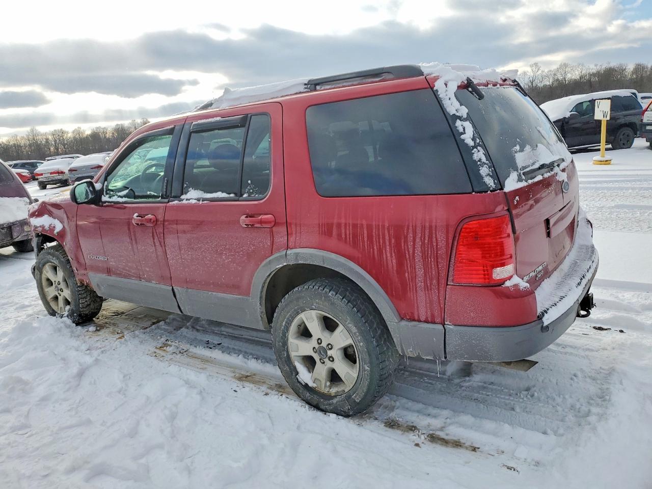 2004 FORD EXPLORER XLT photo 2