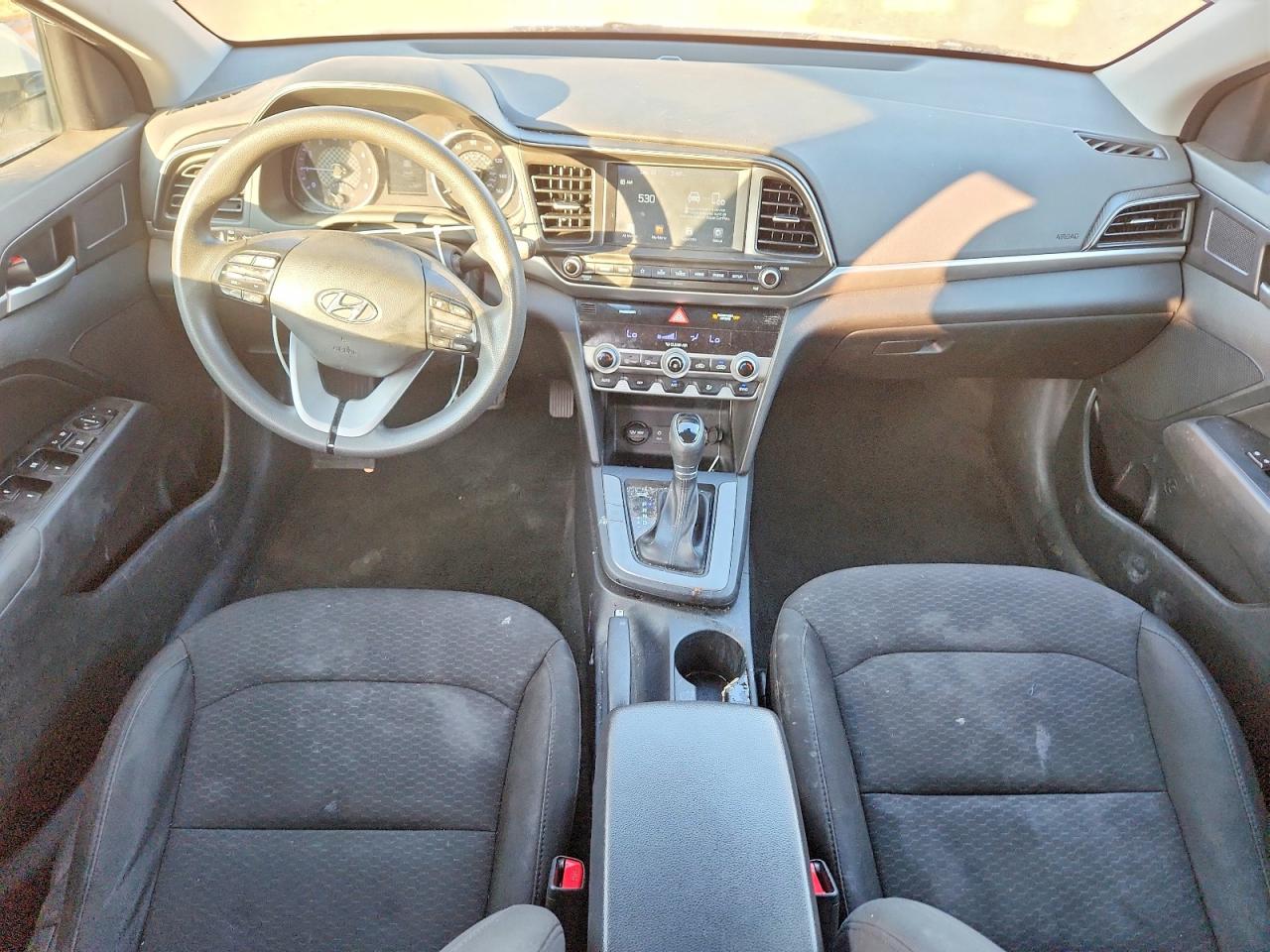 2020 HYUNDAI ELANTRA SEL photo 15