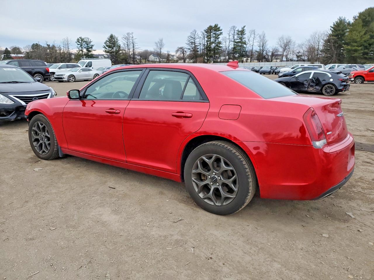 2016 CHRYSLER 300 S photo 2