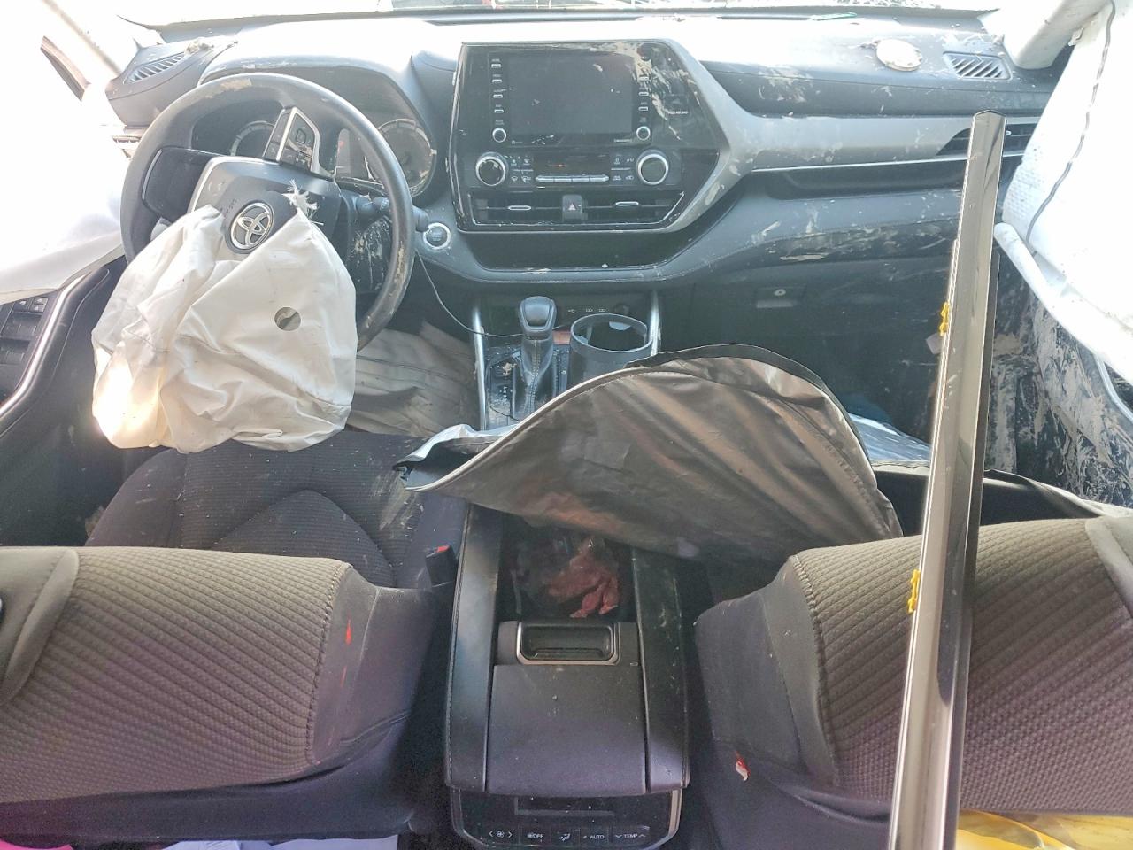 2022 TOYOTA HIGHLANDER L photo 8