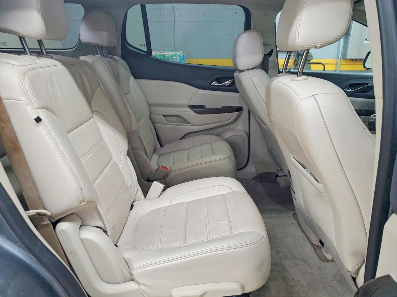 2021 GMC ACADIA DENALI photo 11