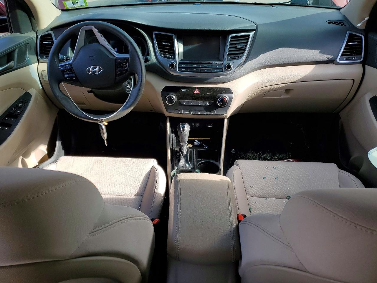 2018 HYUNDAI TUCSON SEL photo 8