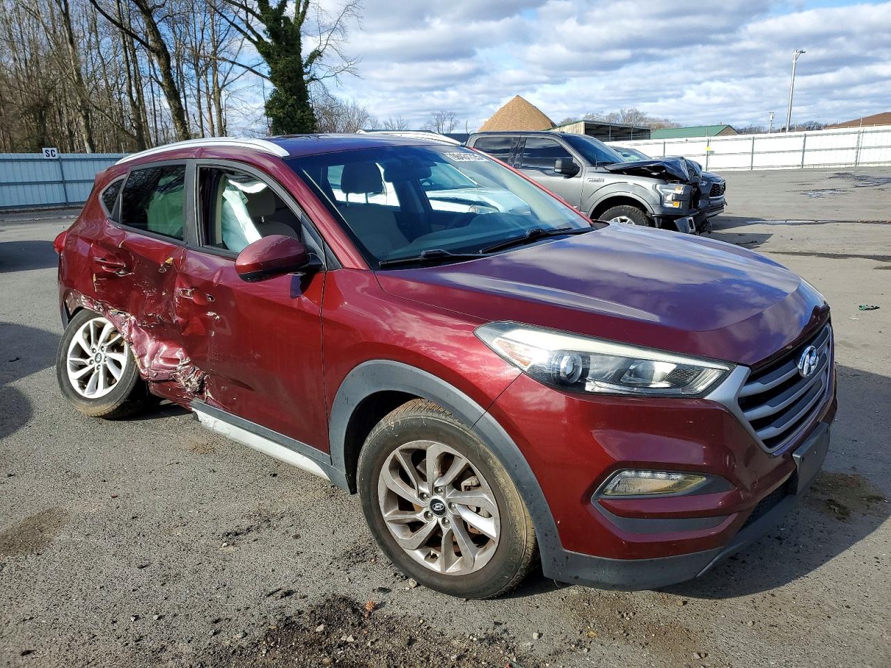 2018 HYUNDAI TUCSON SEL photo 4