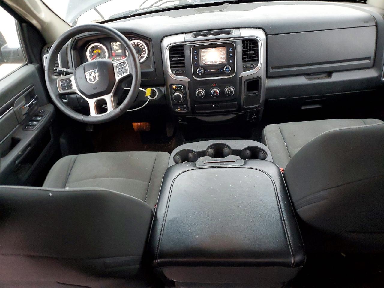 2021 RAM 1500 CLASSIC SLT photo 8