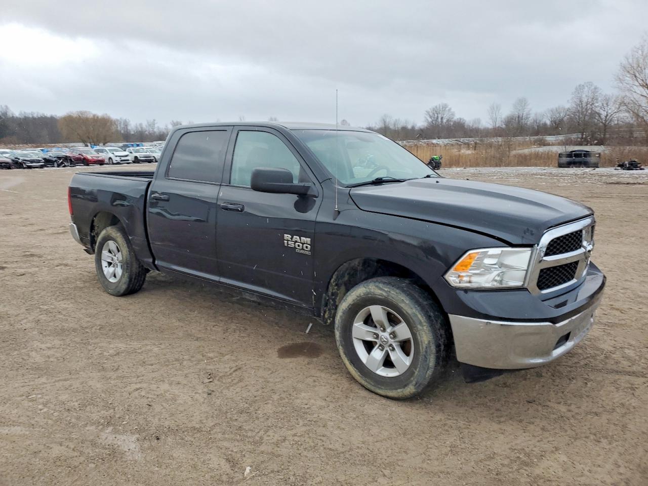 2021 RAM 1500 CLASSIC SLT photo 4