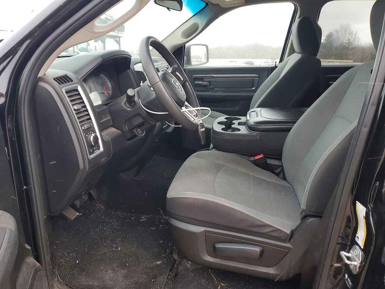 2021 RAM 1500 CLASSIC SLT photo 7