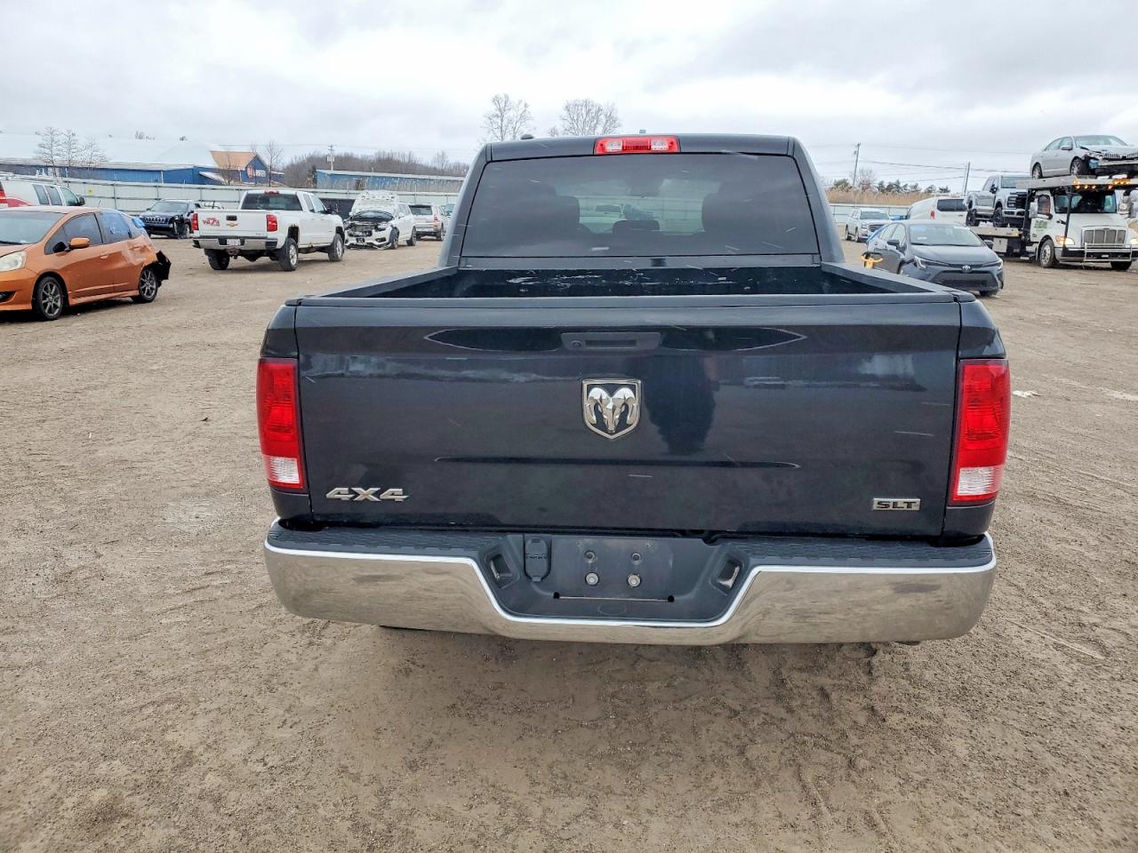 2021 RAM 1500 CLASSIC SLT photo 6