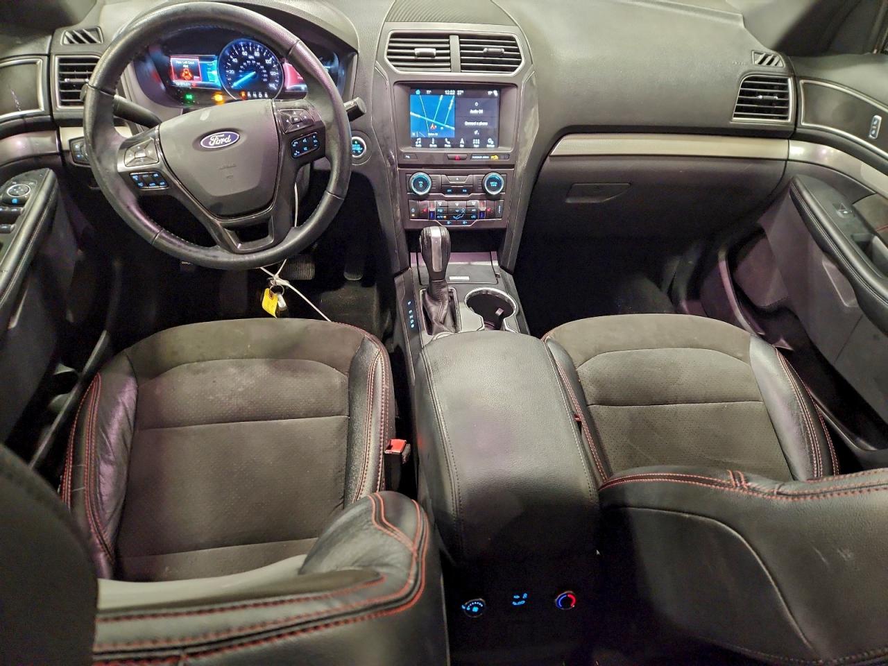 2018 FORD EXPLORER XLT photo 8