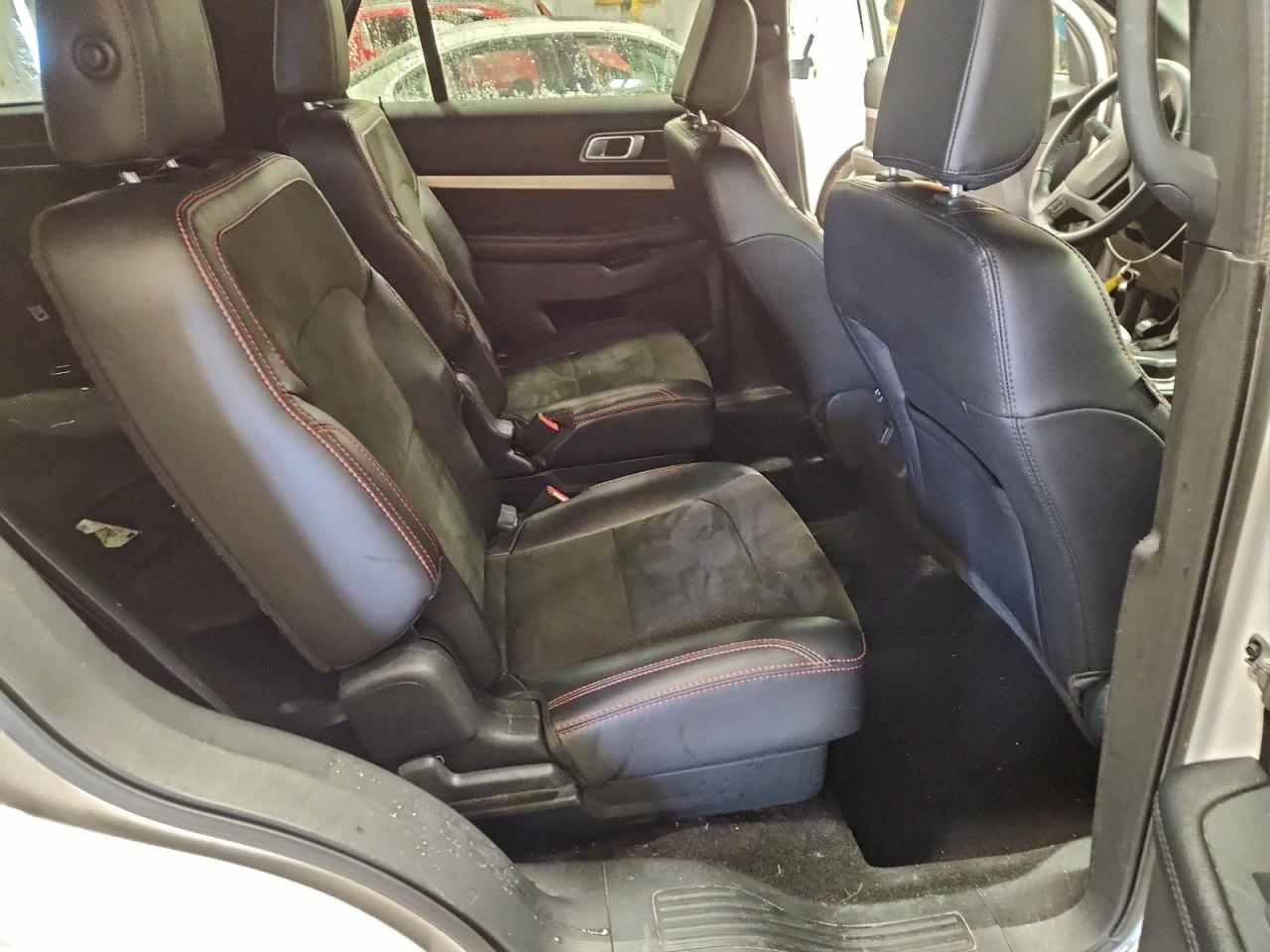 2018 FORD EXPLORER XLT photo 11
