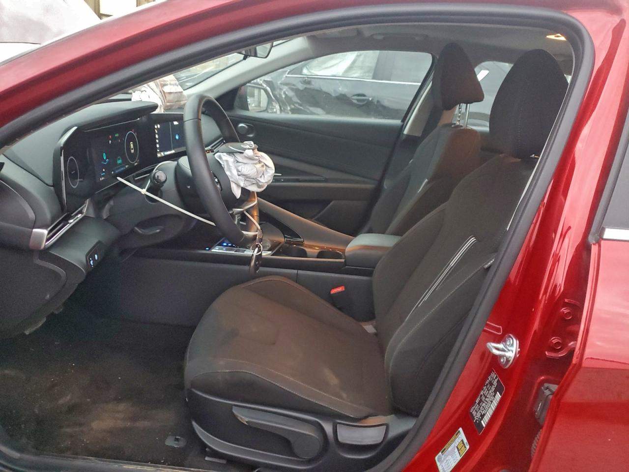 2025 HYUNDAI ELANTRA SEL photo 7