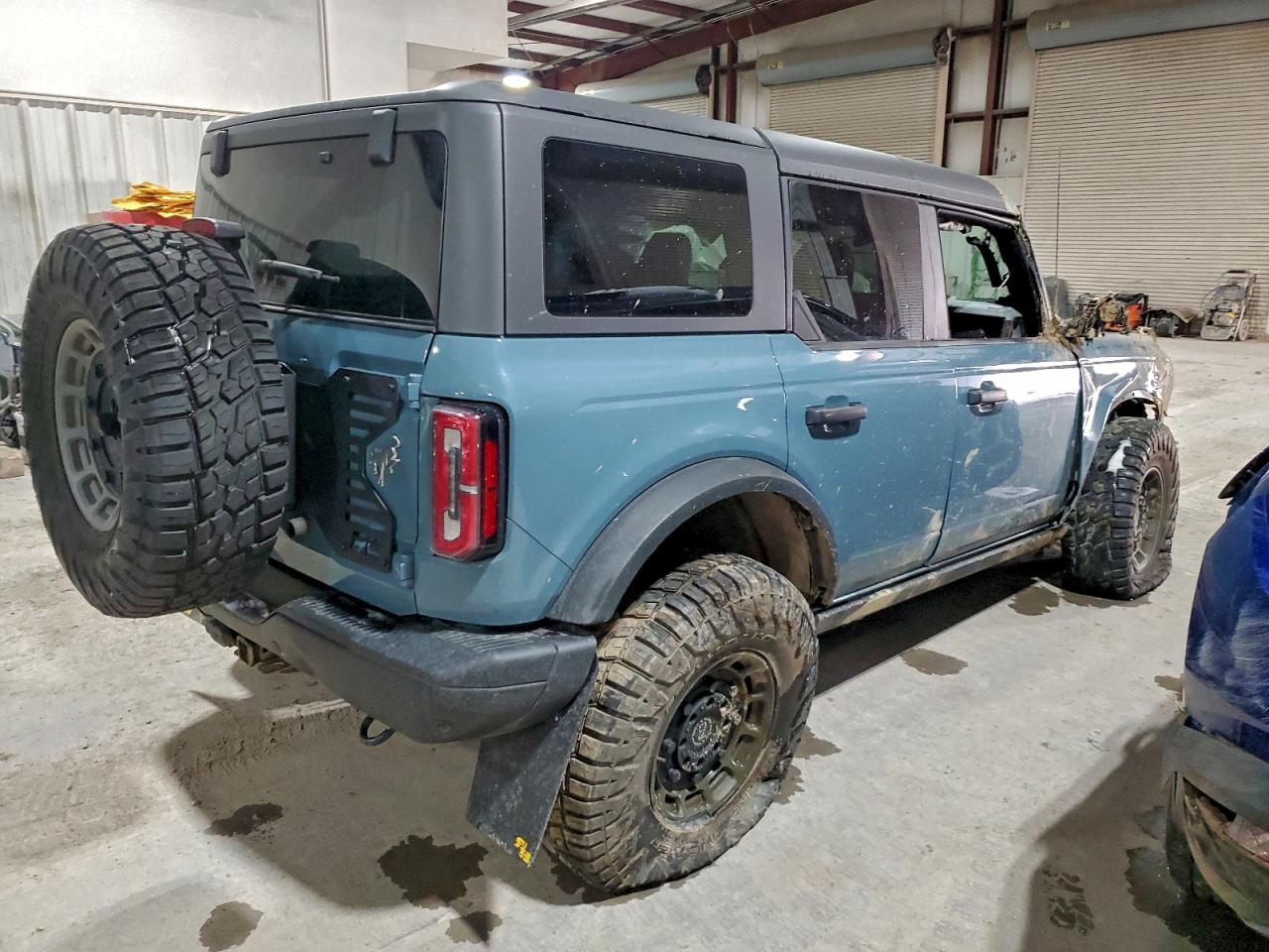 2023 FORD BRONCO BASE photo 3