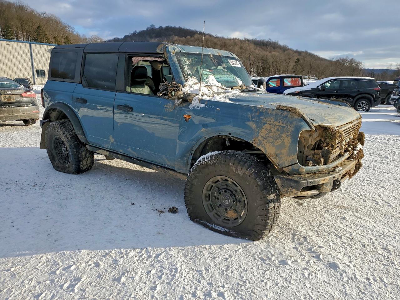 2023 FORD BRONCO BASE photo 4