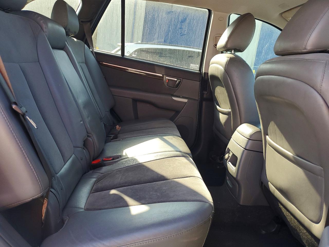 2011 HYUNDAI SANTA FE SE photo 21