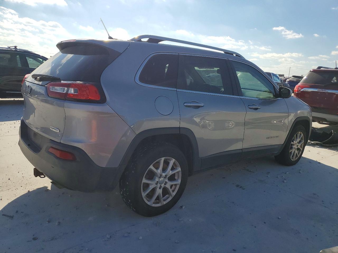 2014 JEEP CHEROKEE LATITUDE photo 3