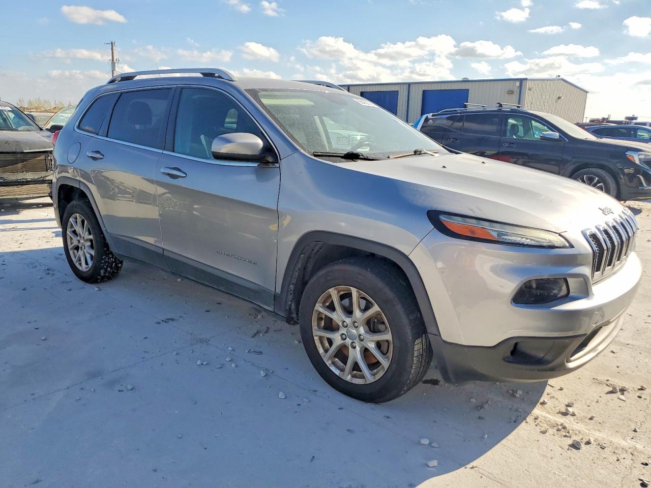 2014 JEEP CHEROKEE LATITUDE photo 4