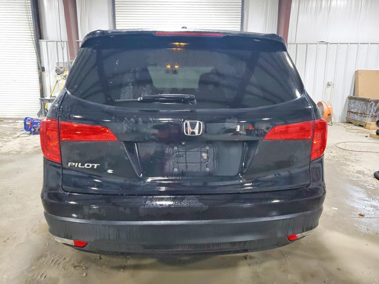 2016 HONDA PILOT EX photo 6