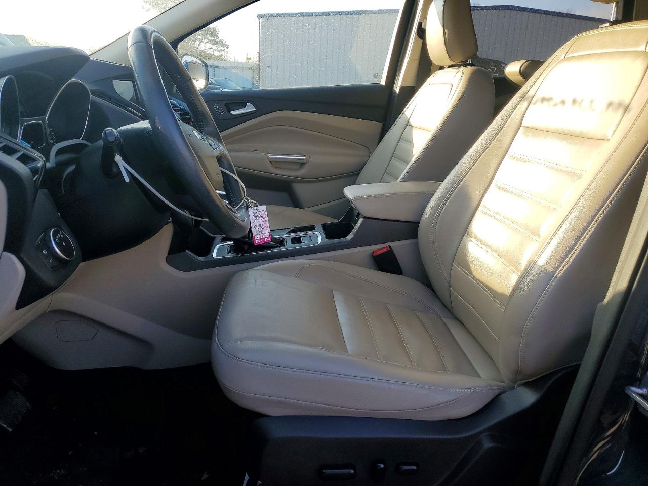 2019 FORD ESCAPE TITANIUM photo 7