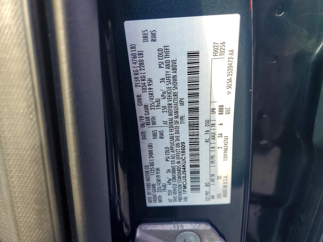 2019 FORD ESCAPE TITANIUM photo 13