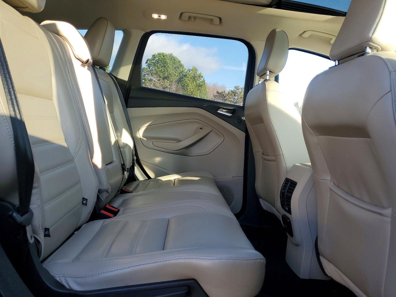 2019 FORD ESCAPE TITANIUM photo 11