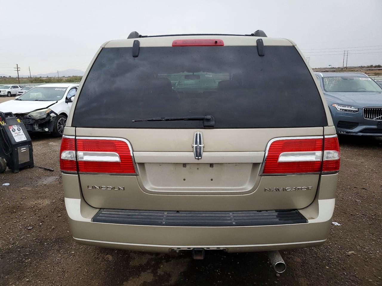 2007 LINCOLN NAVIGATOR photo 16