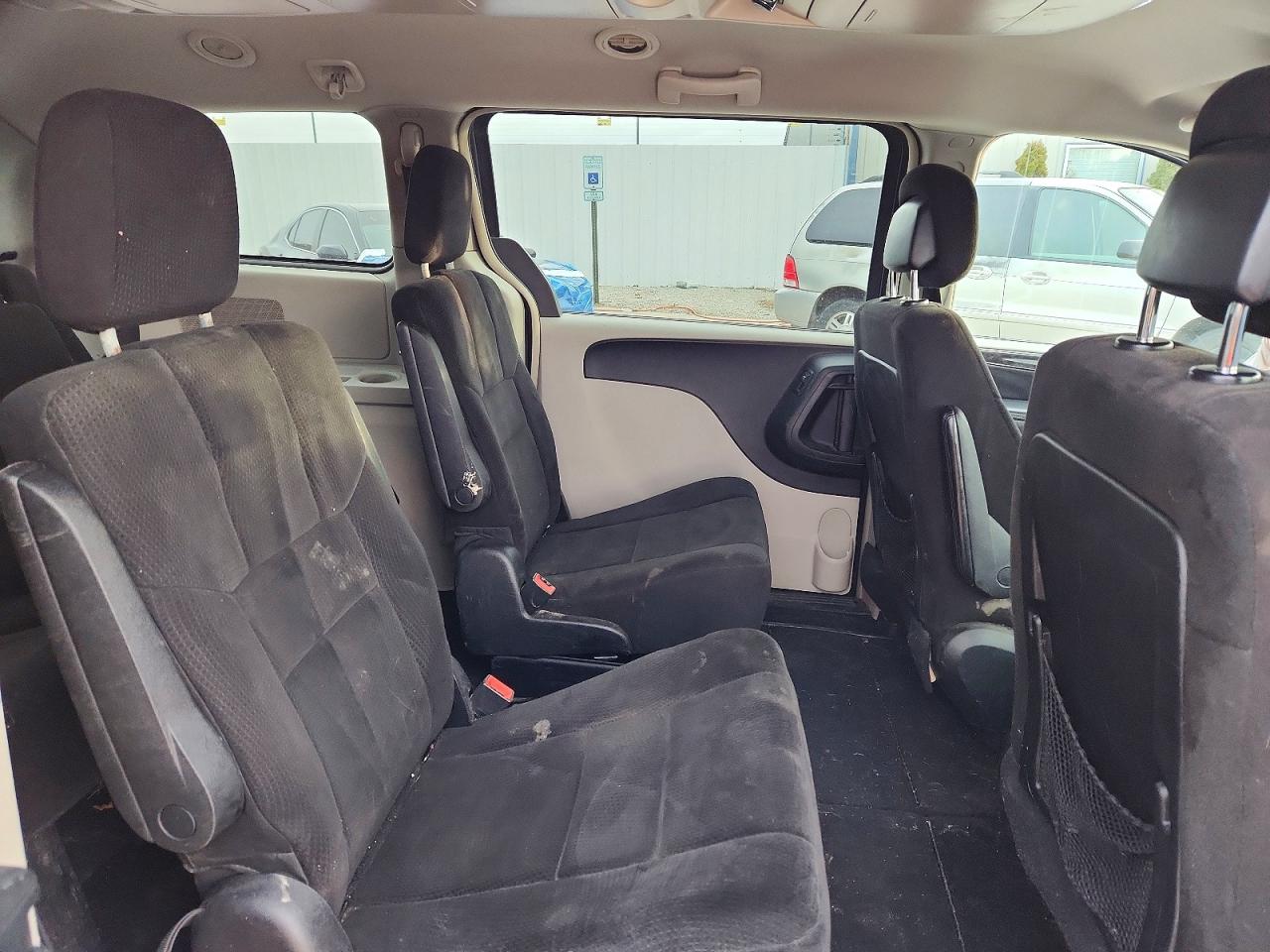 2012 DODGE GRAND CARAVAN CREW photo 11