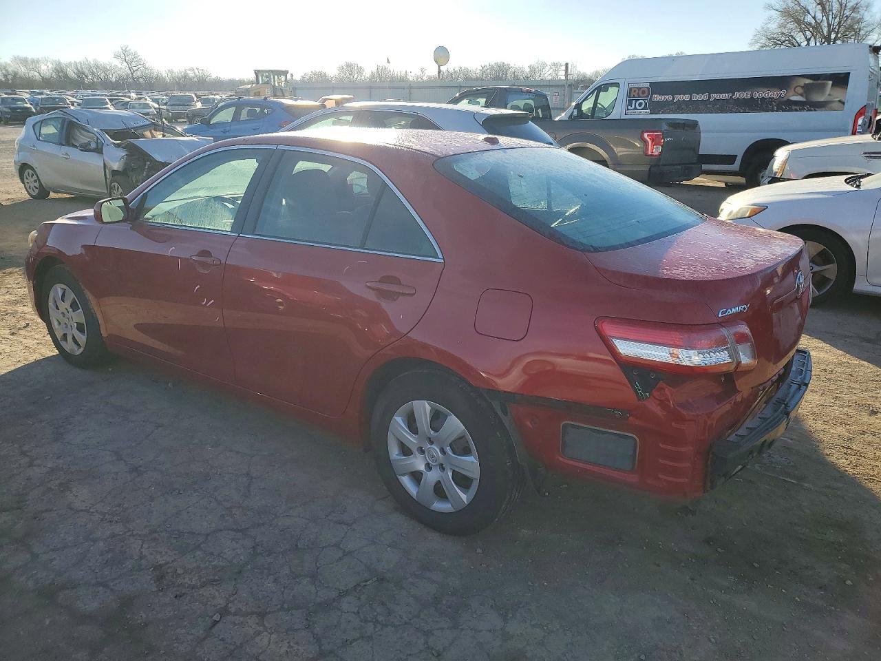 2010 TOYOTA CAMRY BASE photo 3