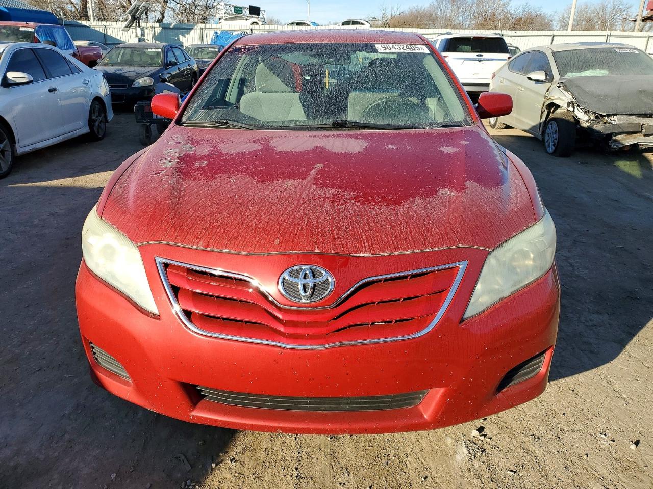 2010 TOYOTA CAMRY BASE photo 9