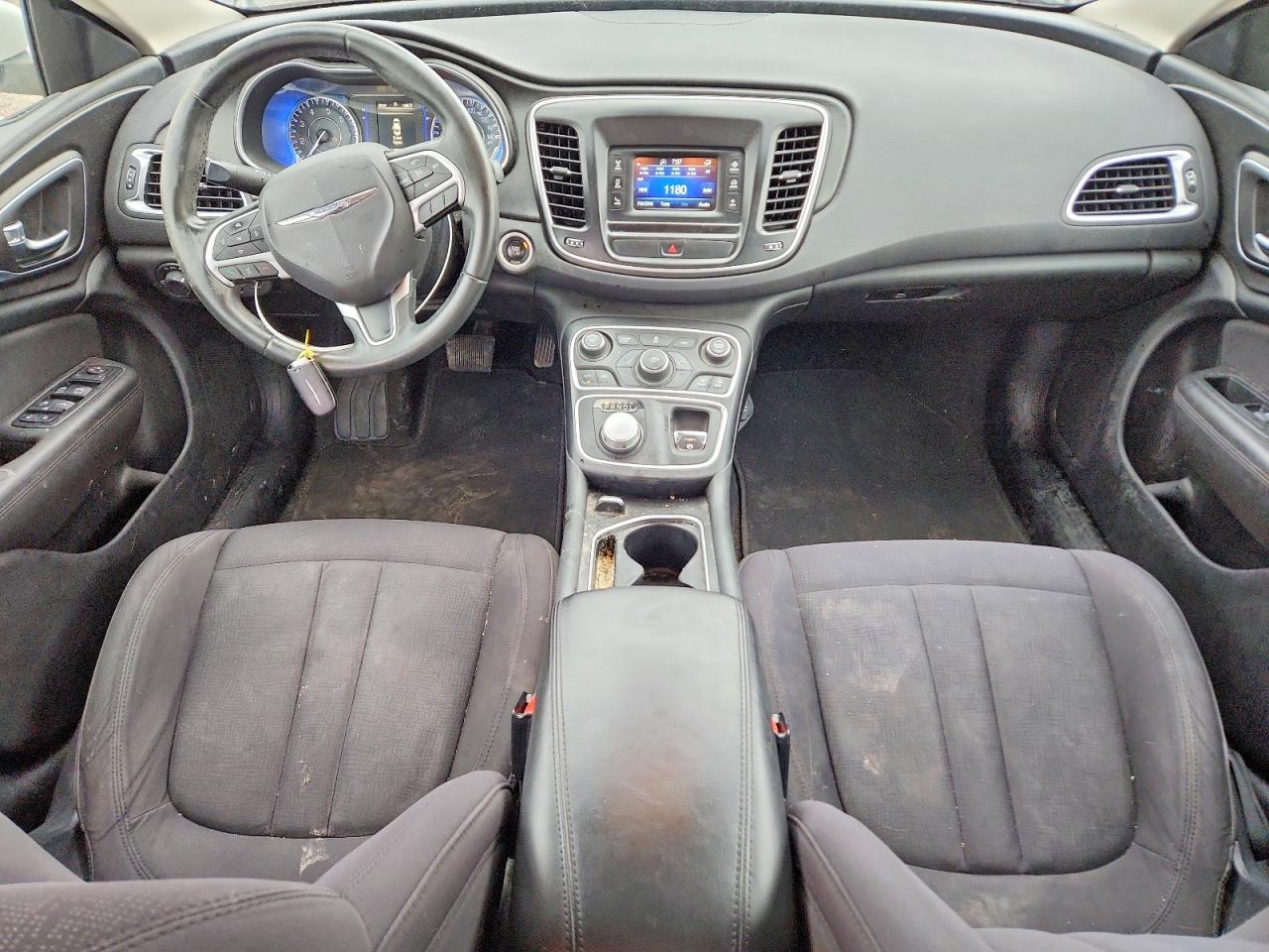 2015 CHRYSLER 200 LIMITED photo 8