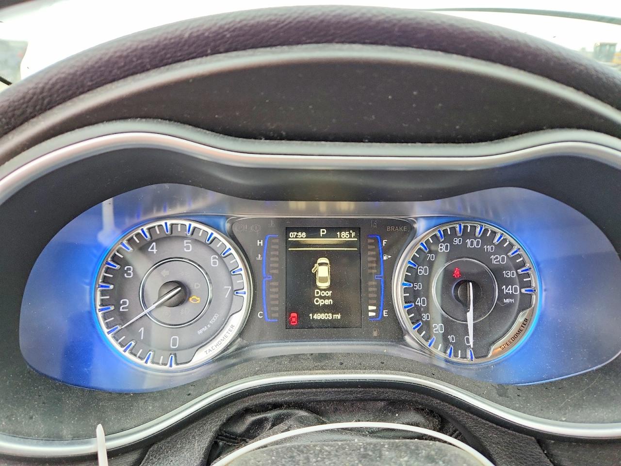 2015 CHRYSLER 200 LIMITED photo 9