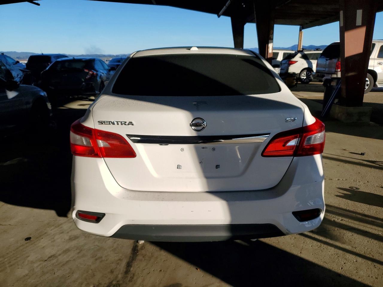 2019 NISSAN SENTRA S photo 16