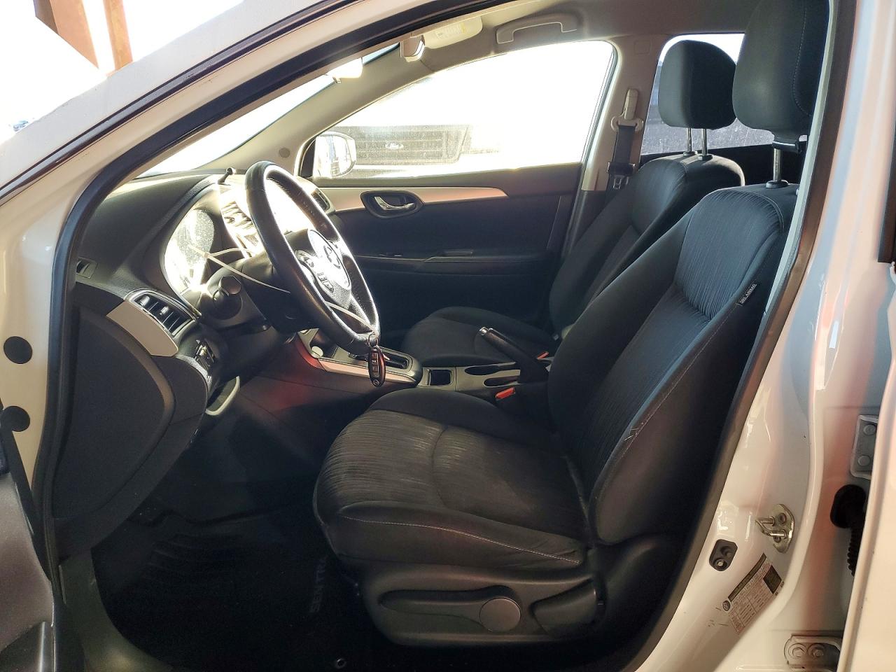 2019 NISSAN SENTRA S photo 19
