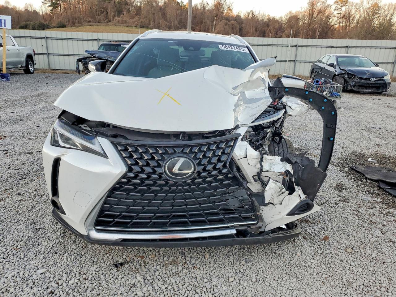 2019 LEXUS UX 200 photo 5