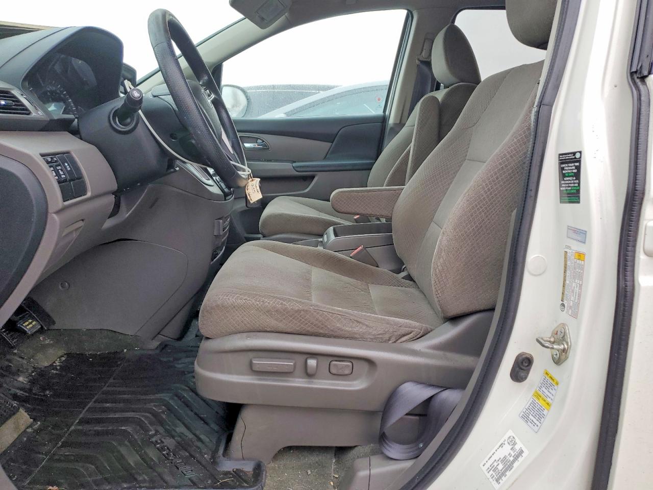2016 HONDA ODYSSEY EX photo 7
