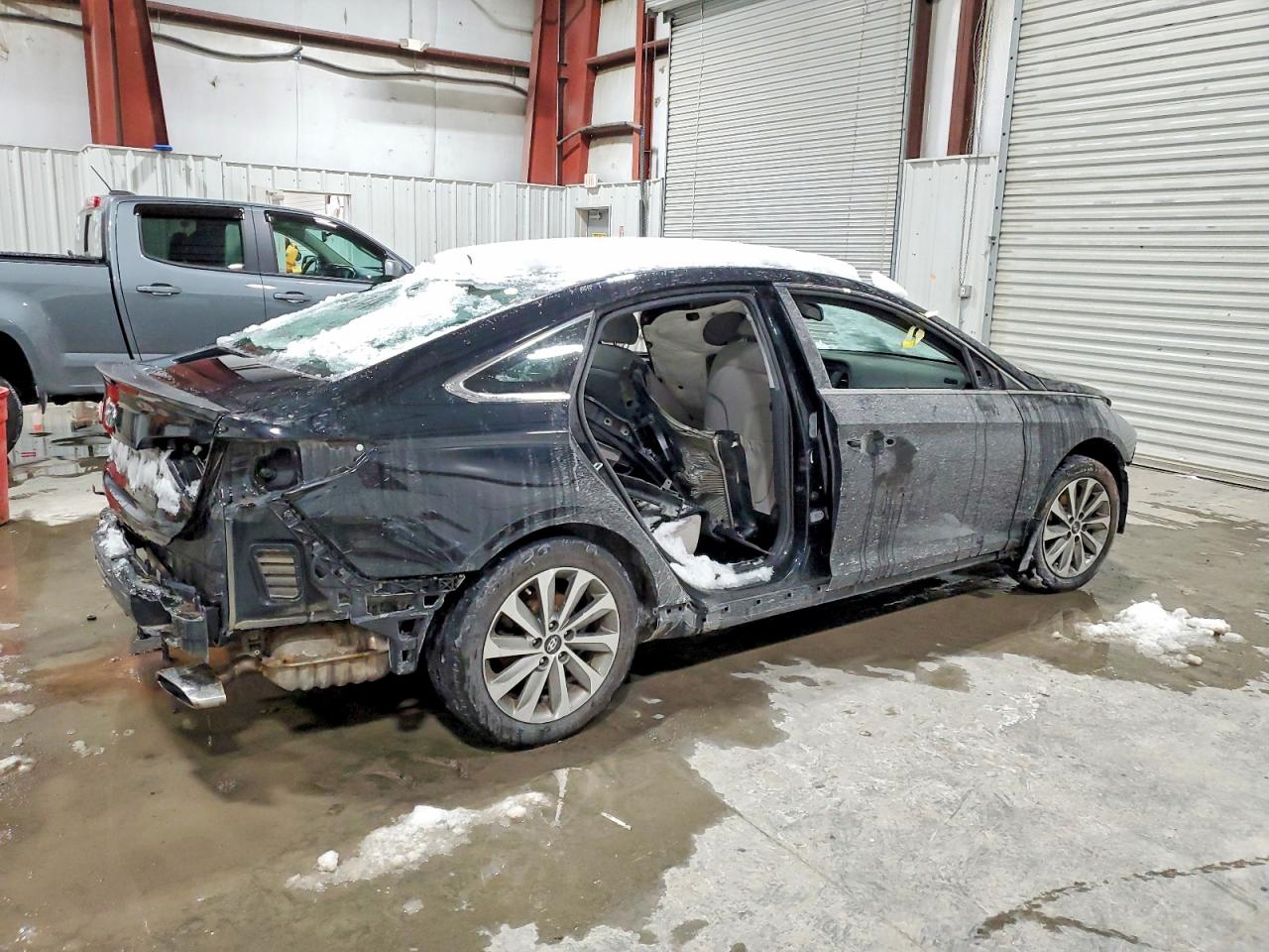 2015 HYUNDAI SONATA SPORT photo 3