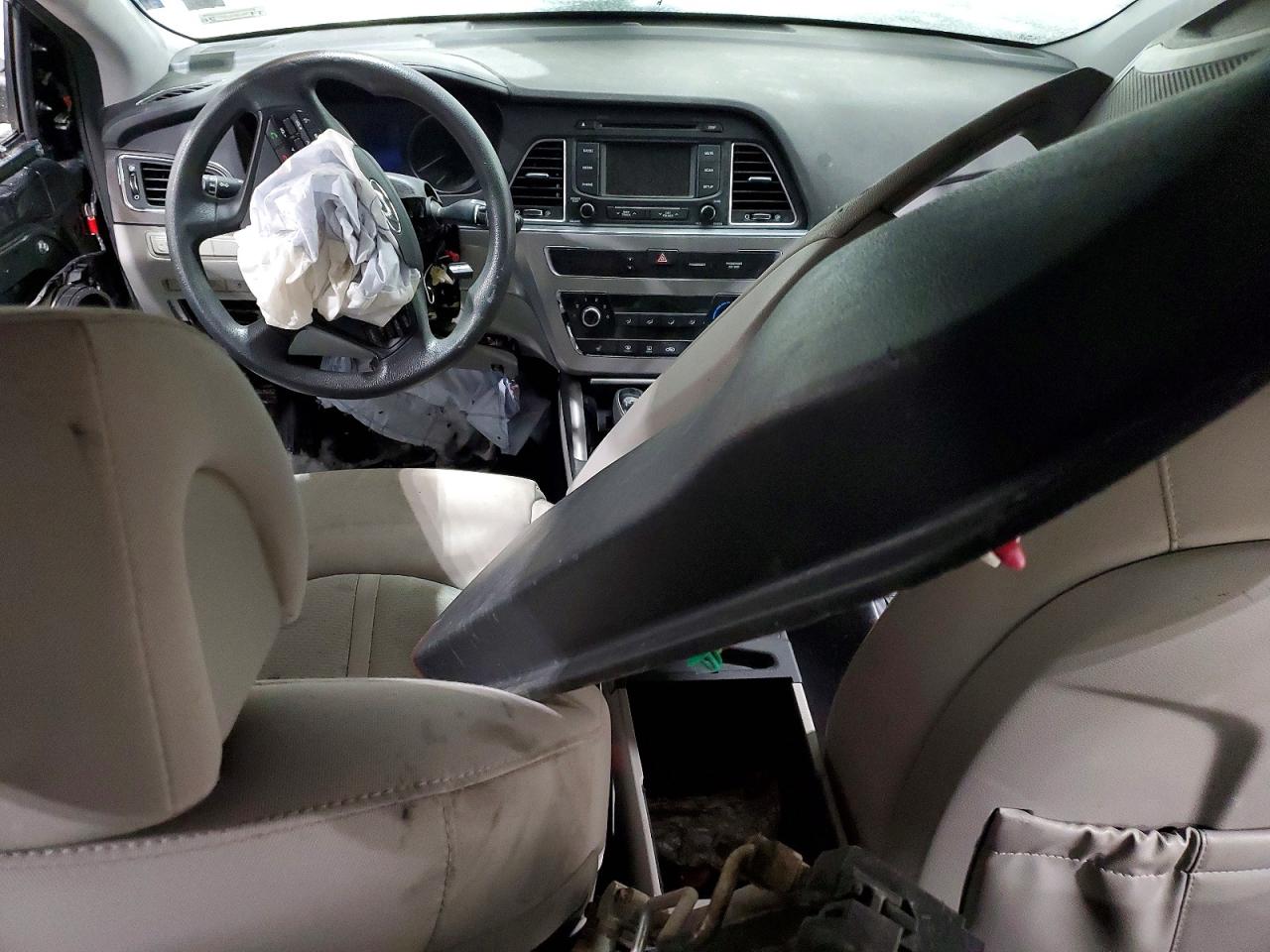 2015 HYUNDAI SONATA SPORT photo 8