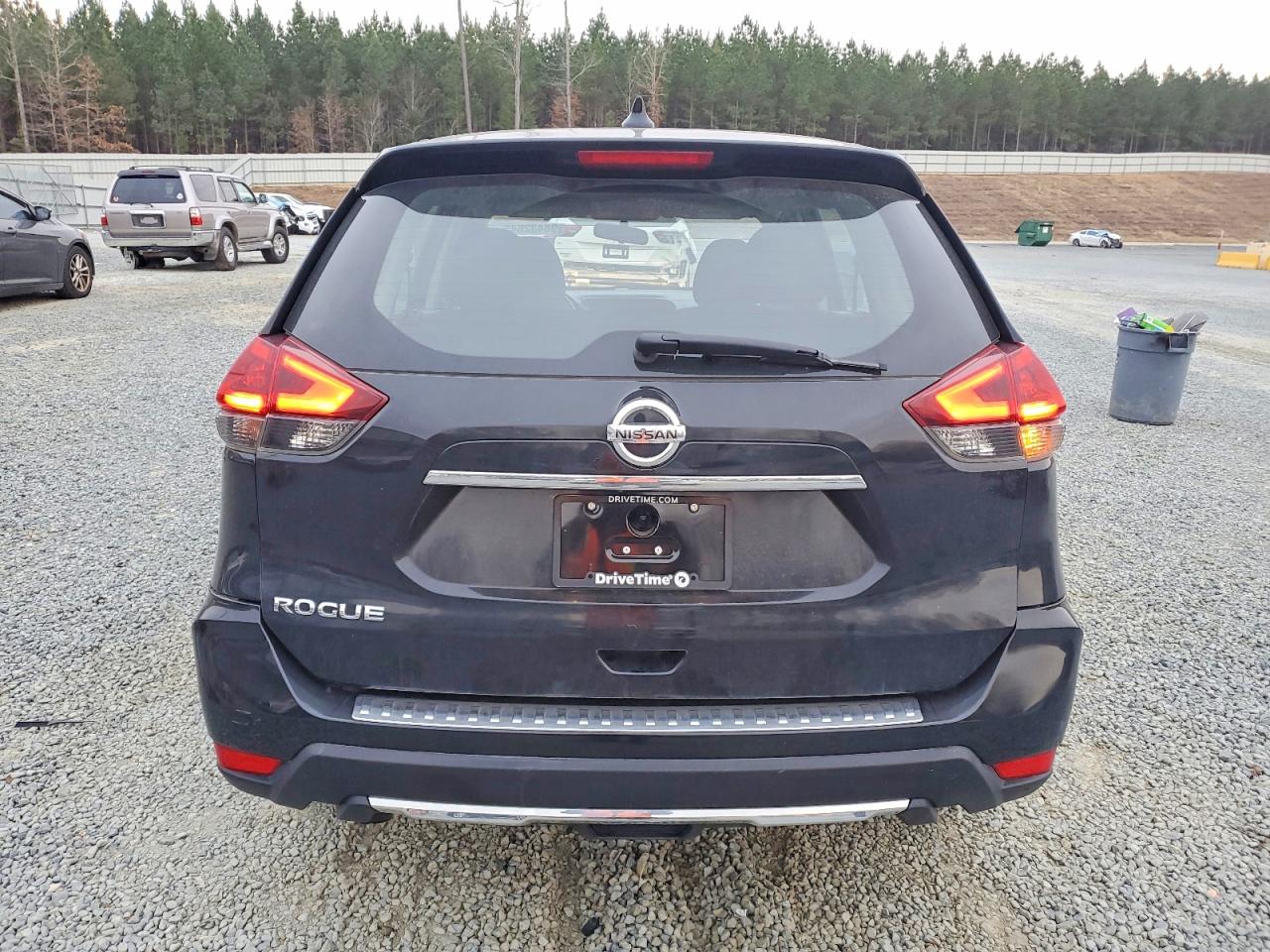 2018 NISSAN ROGUE S photo 6