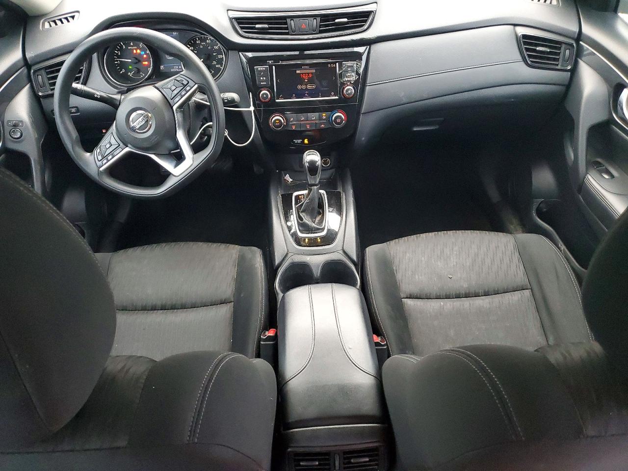2018 NISSAN ROGUE S photo 8