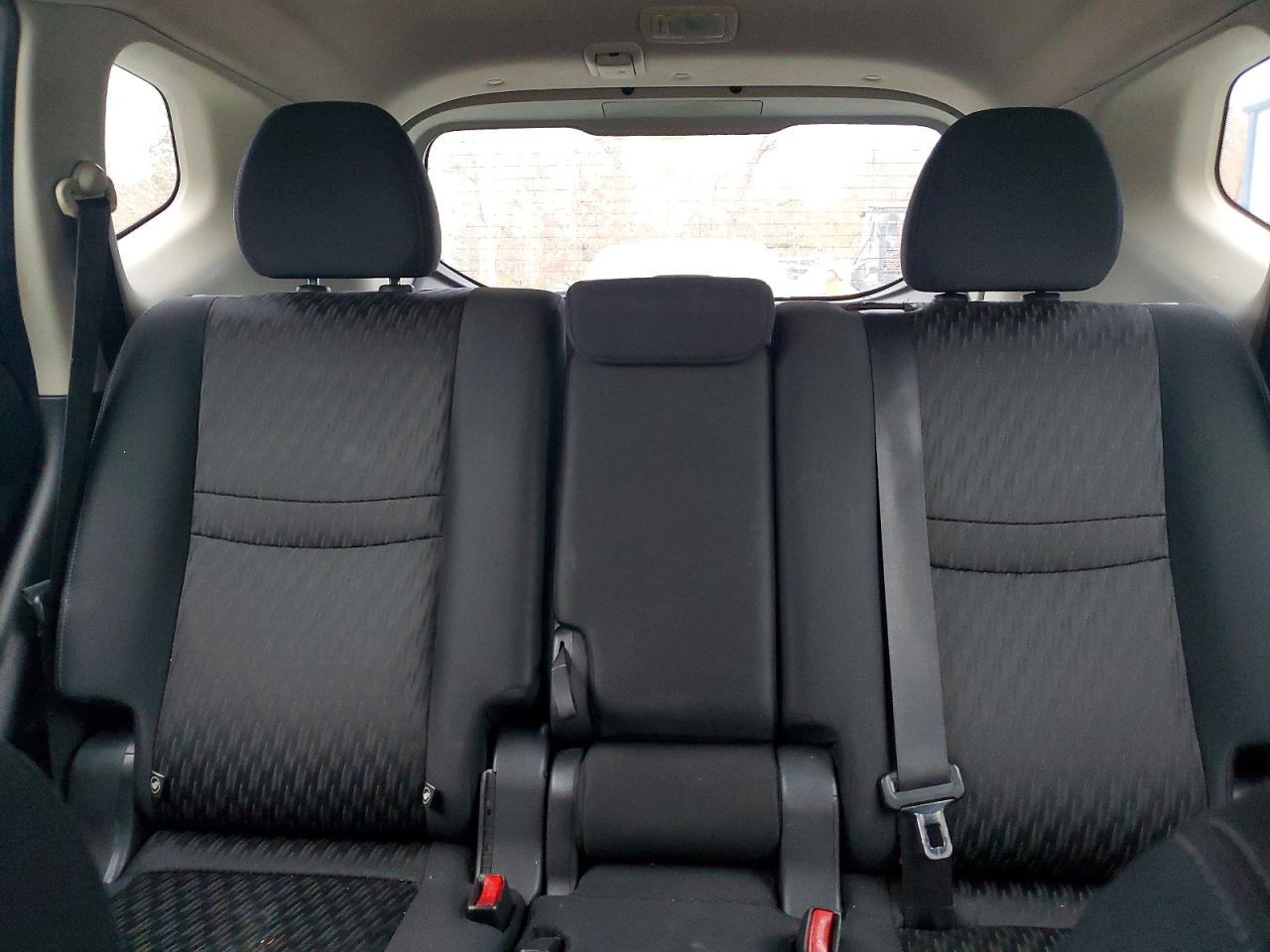 2018 NISSAN ROGUE S photo 10