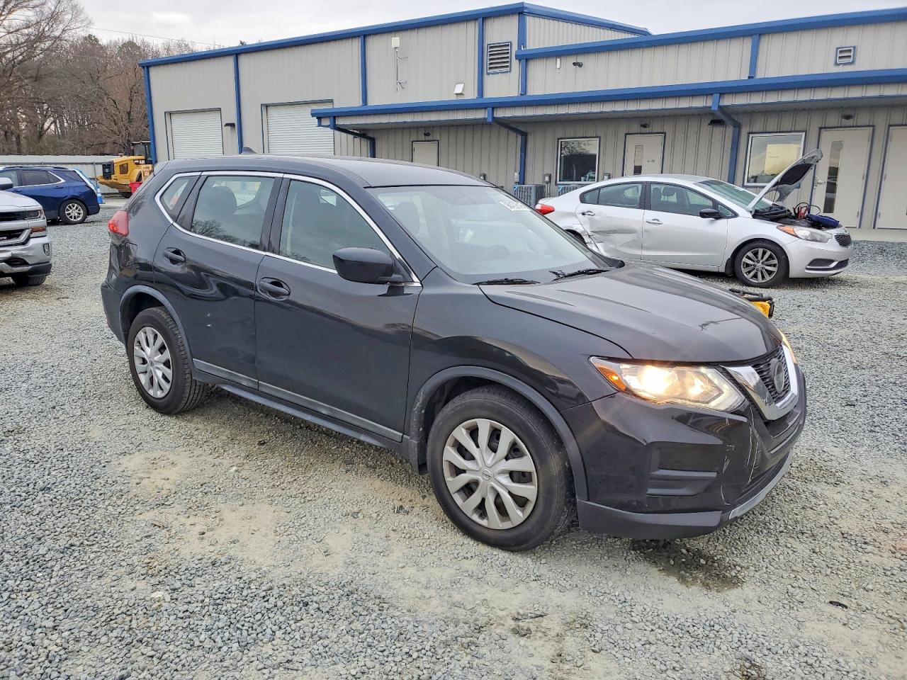 2018 NISSAN ROGUE S photo 4