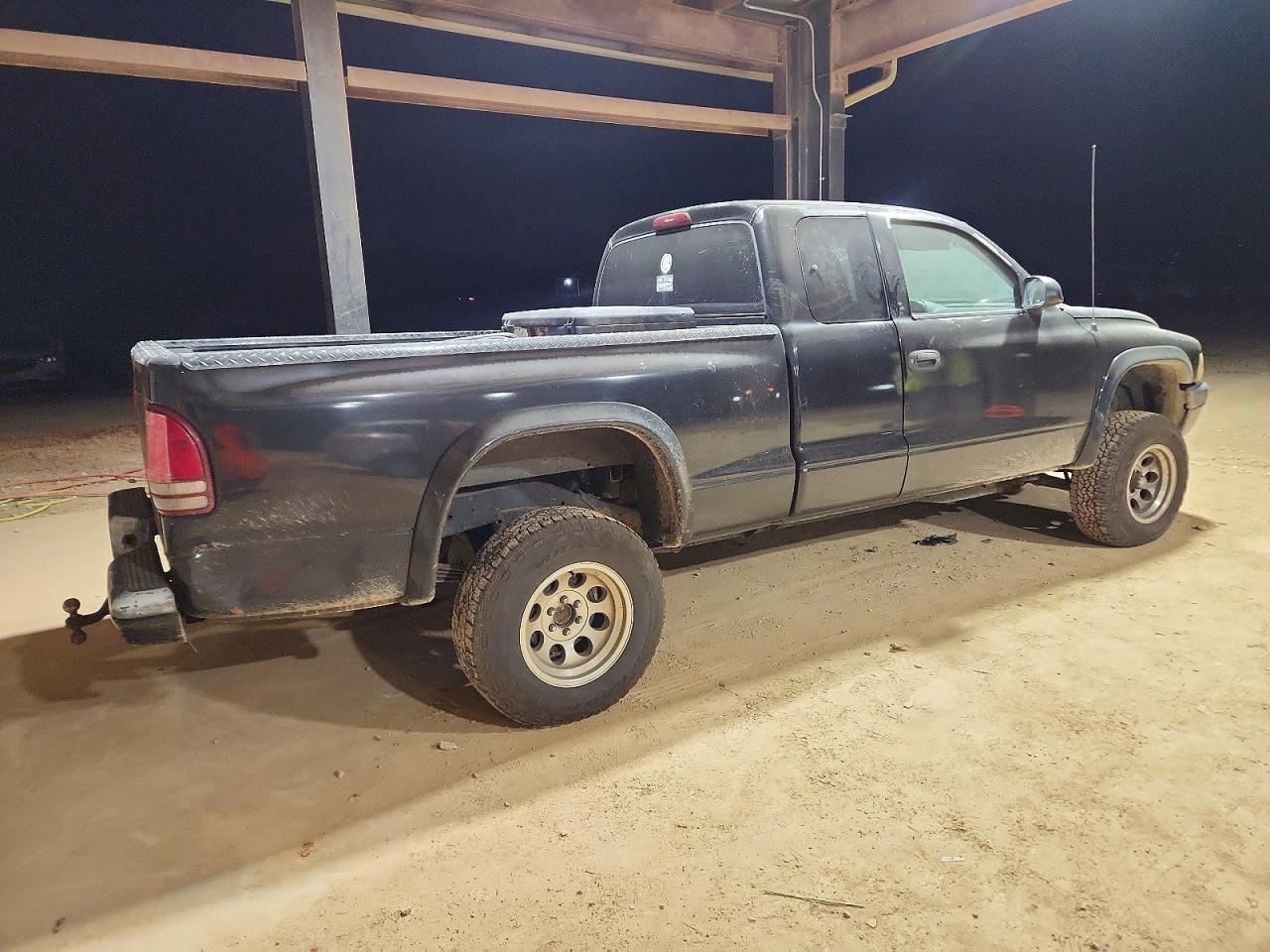 1997 DODGE DAKOTA photo 3